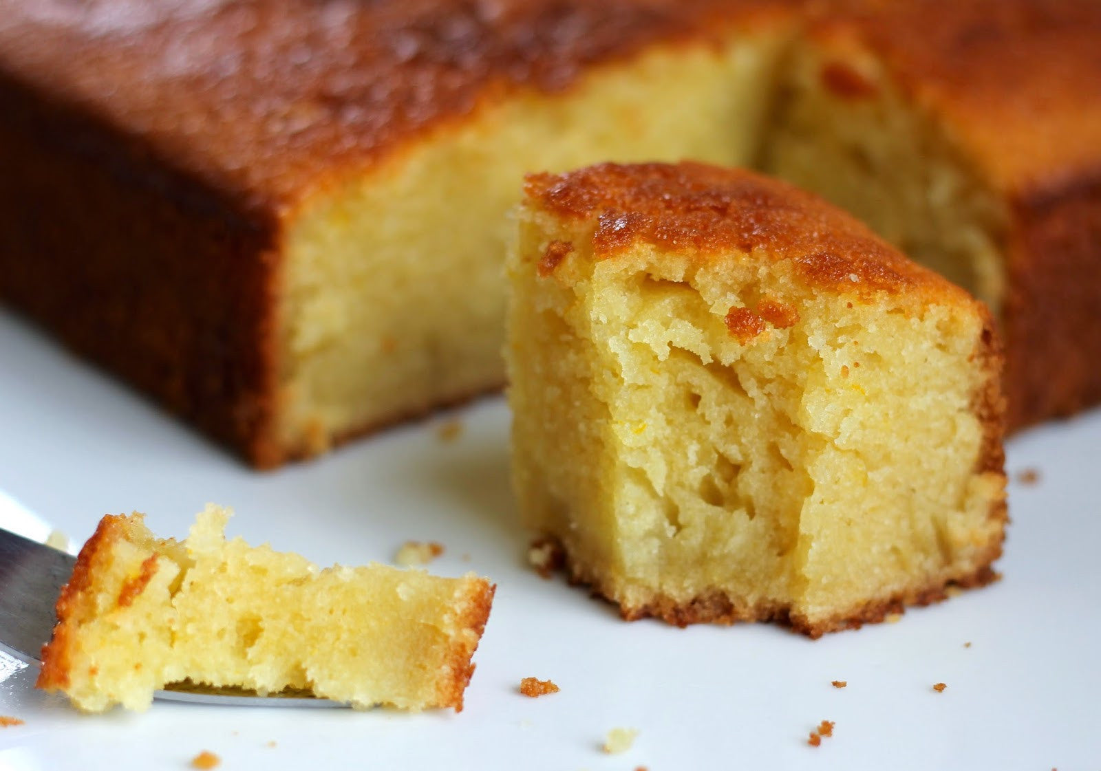 Why Olive Oil Cake Might Be Our New Favorite Dessert